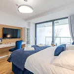 Apartmán Seaside - Apartamenty Komfort- Uzdrowisko, Widok Na Morze, Parking Kolobřeh
